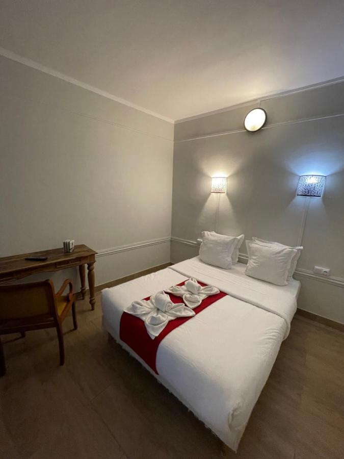 Hotel Central 생드니 외부 사진